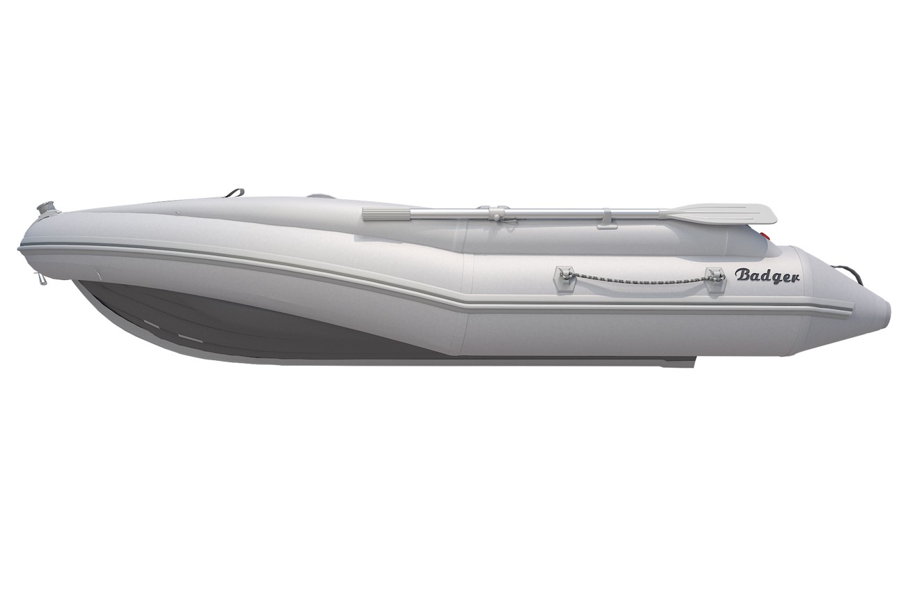 Лодка Badger Air Line 390 с штормовым бортом